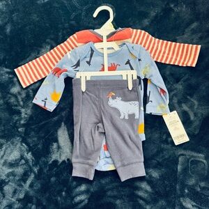 0-3 Months Carter’s Baby Outfit Set